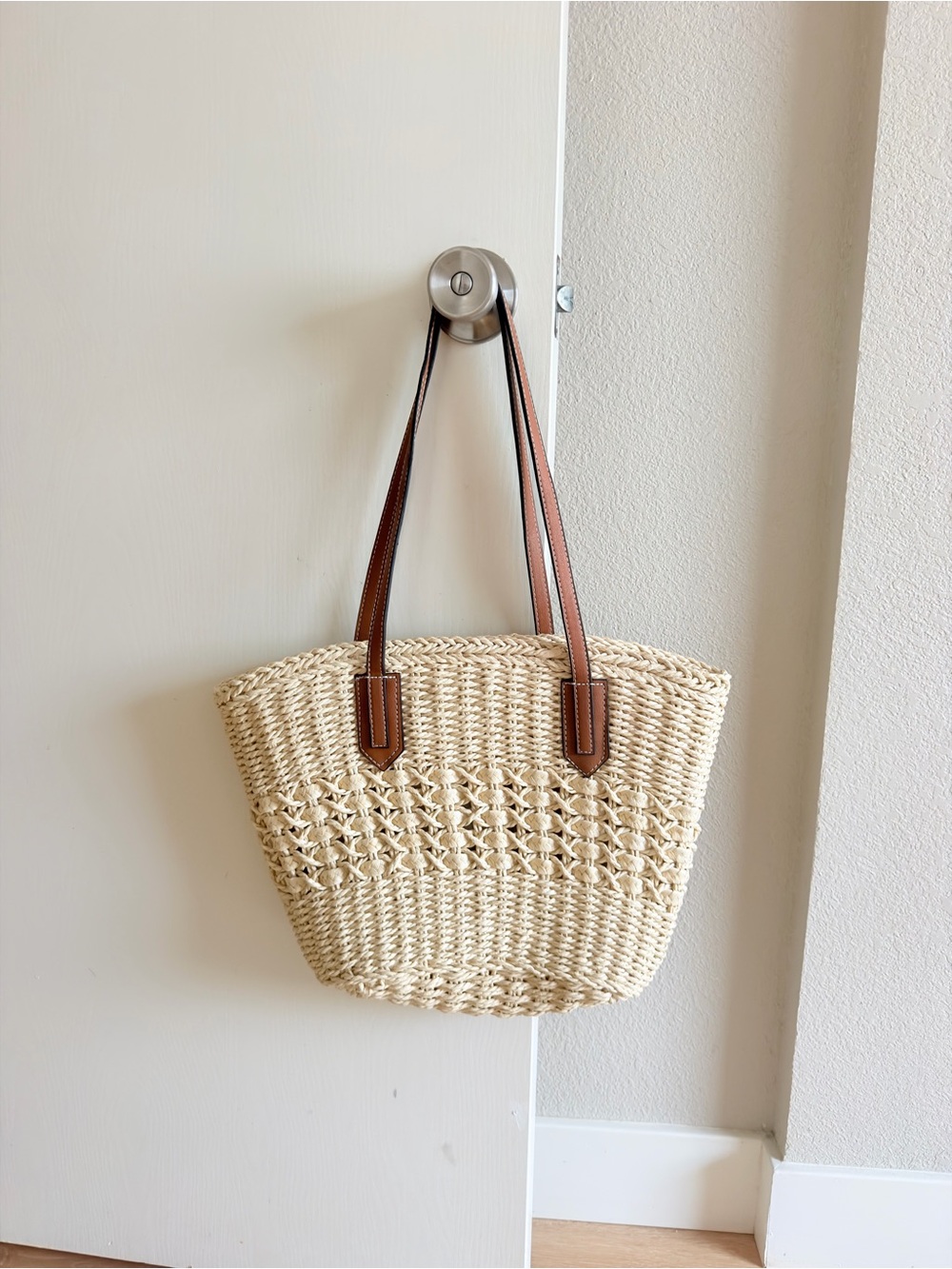 Boutique Straw Woven Tote Bag with Brown Handles